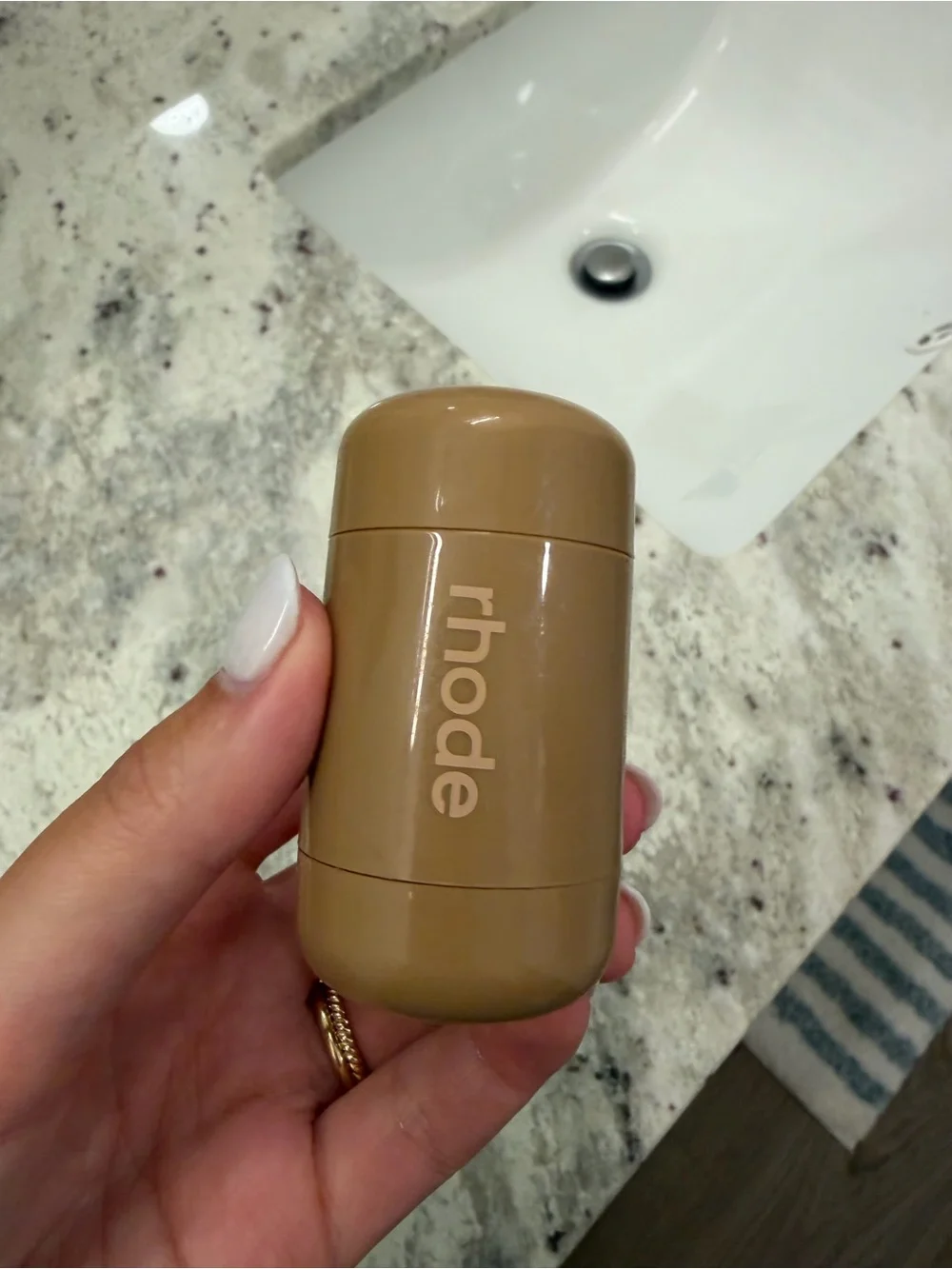 RHODE Date Cake Pocket Blush